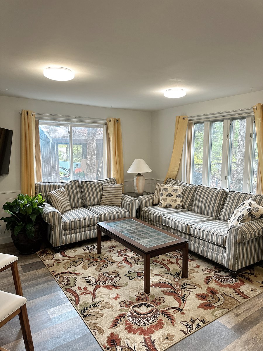 Furnished Finder property 681147_1 photo 3