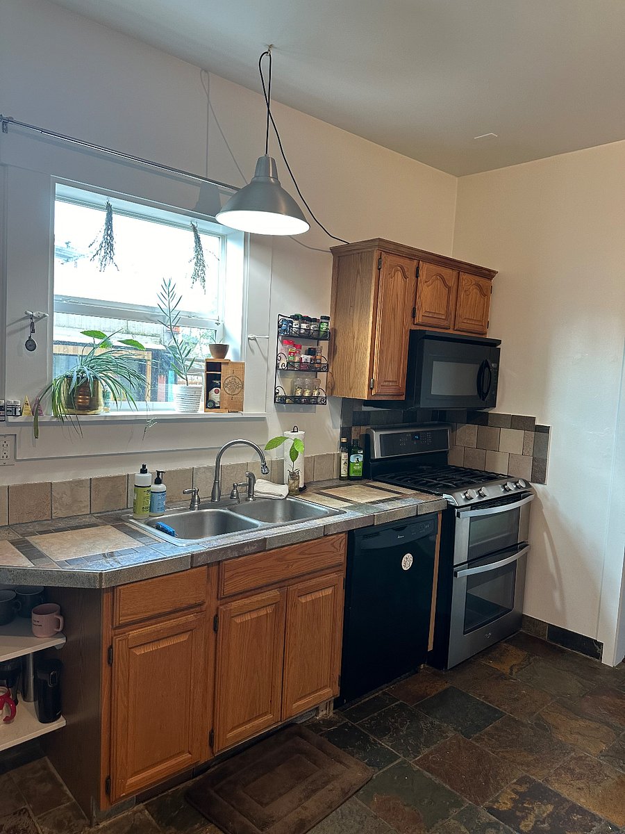Furnished Finder property 681152_1 photo 3