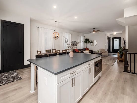 Furnished Finder property 681161_1 photo 6
