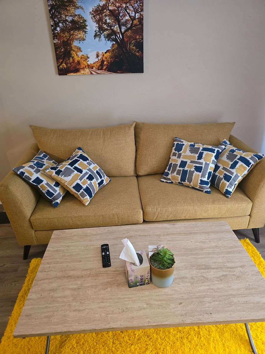 Furnished Finder property 681178_1 photo 2