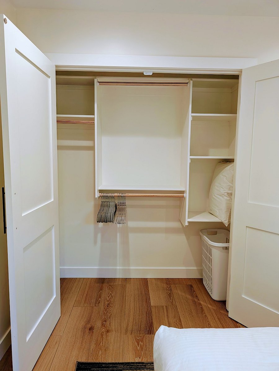 Bedroom 3 Closet