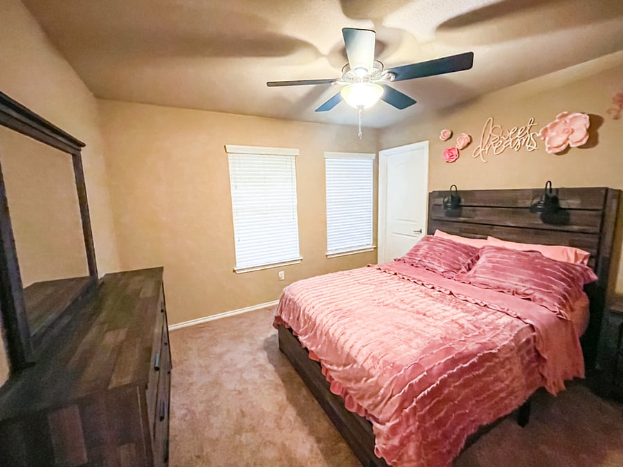 Queen size bed