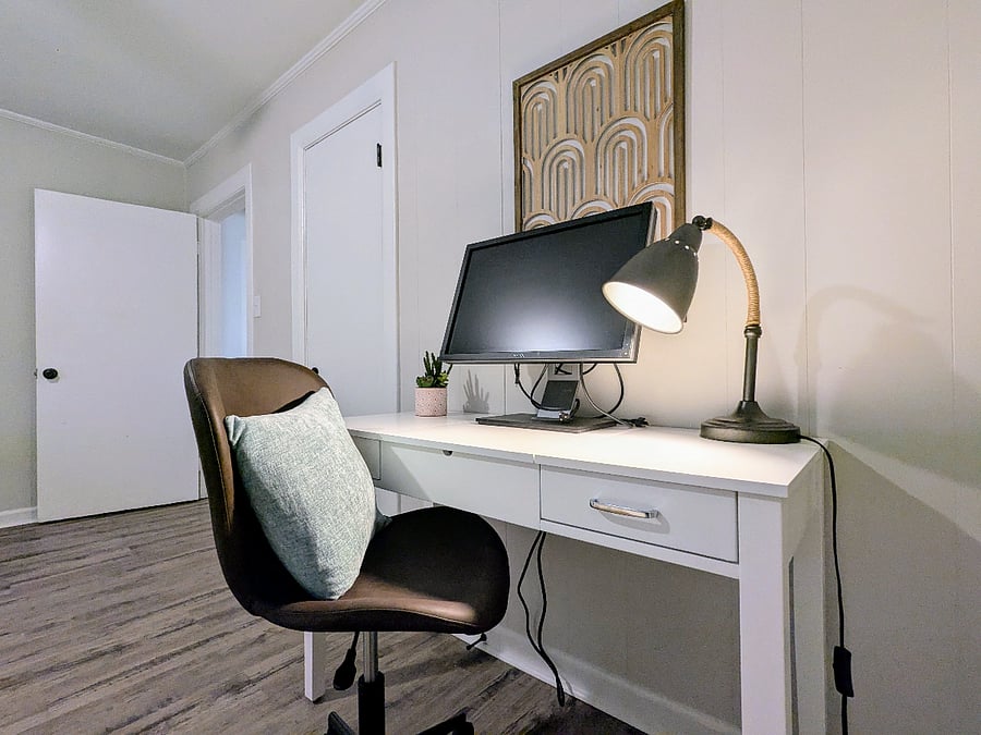 Newly added: more comfortable desk chair 