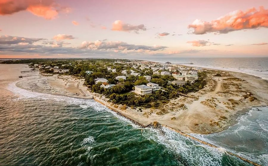 Tybee Island and family-friendly beaches are only 20 miles away from this space.  