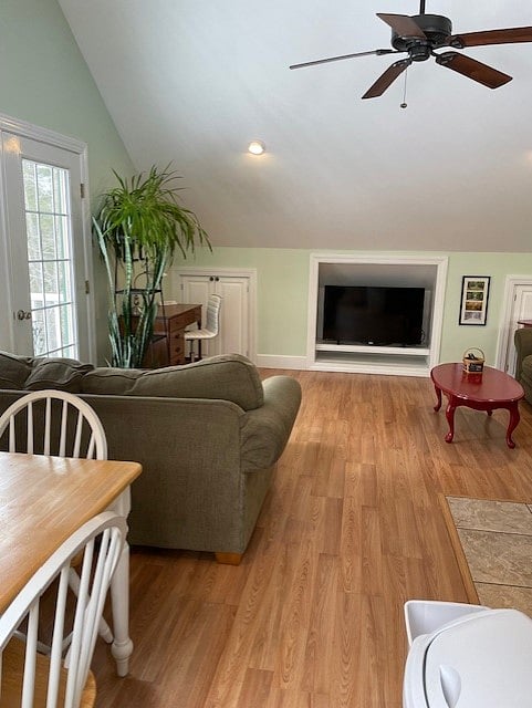 Furnished Finder property 681536_1 photo 3