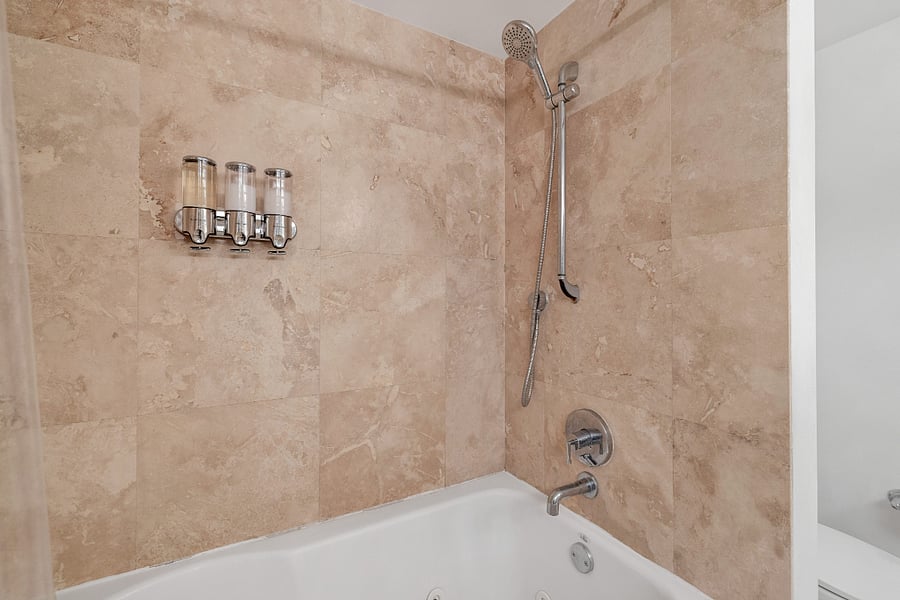 Furnished Finder property 681540_1 photo 22