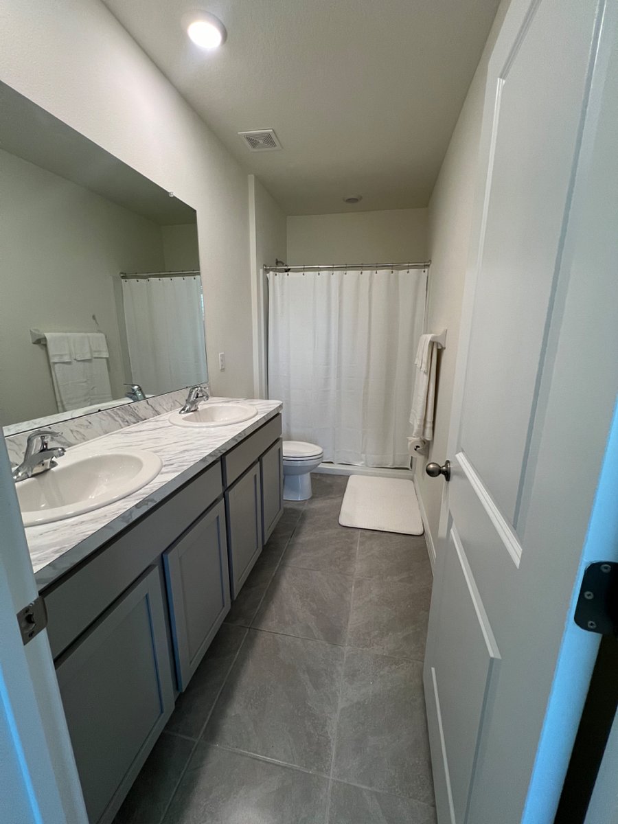 Furnished Finder property 681700_1 photo 9