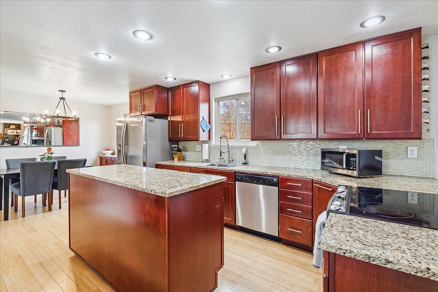 Furnished Finder property 681796_1 photo 13