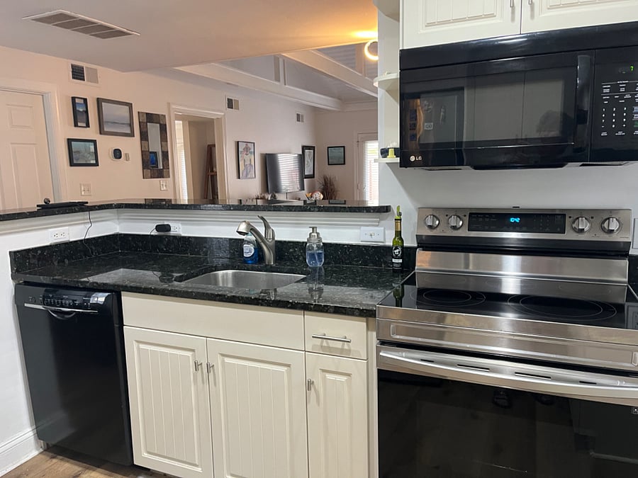 Furnished Finder property 681939_1 photo 8
