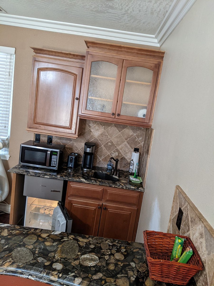 Furnished Finder property 681969_2 photo 6