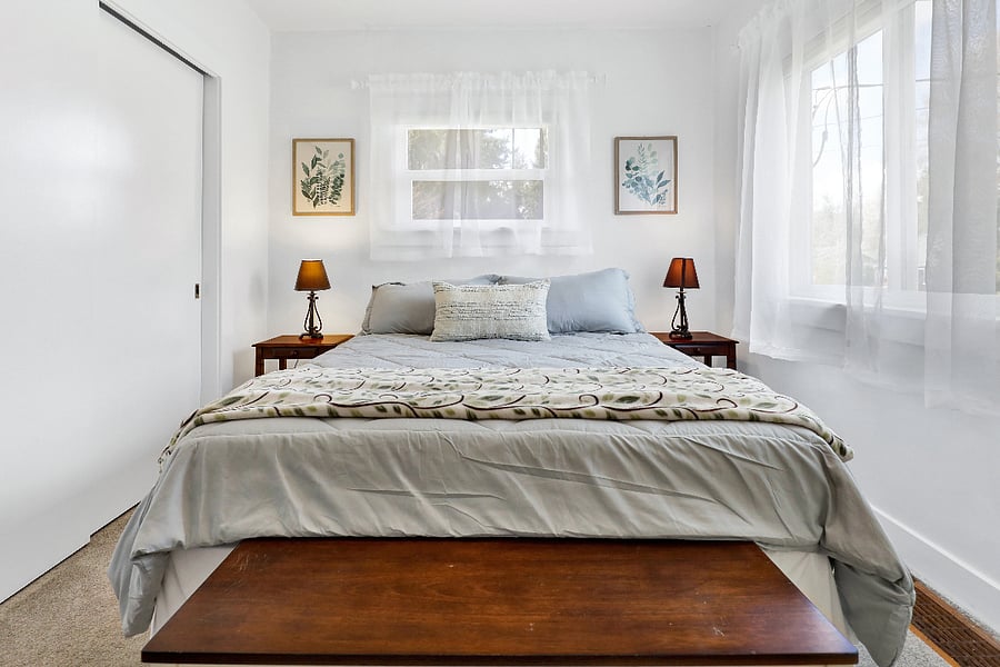 Bedroom #3 - Queen Bed