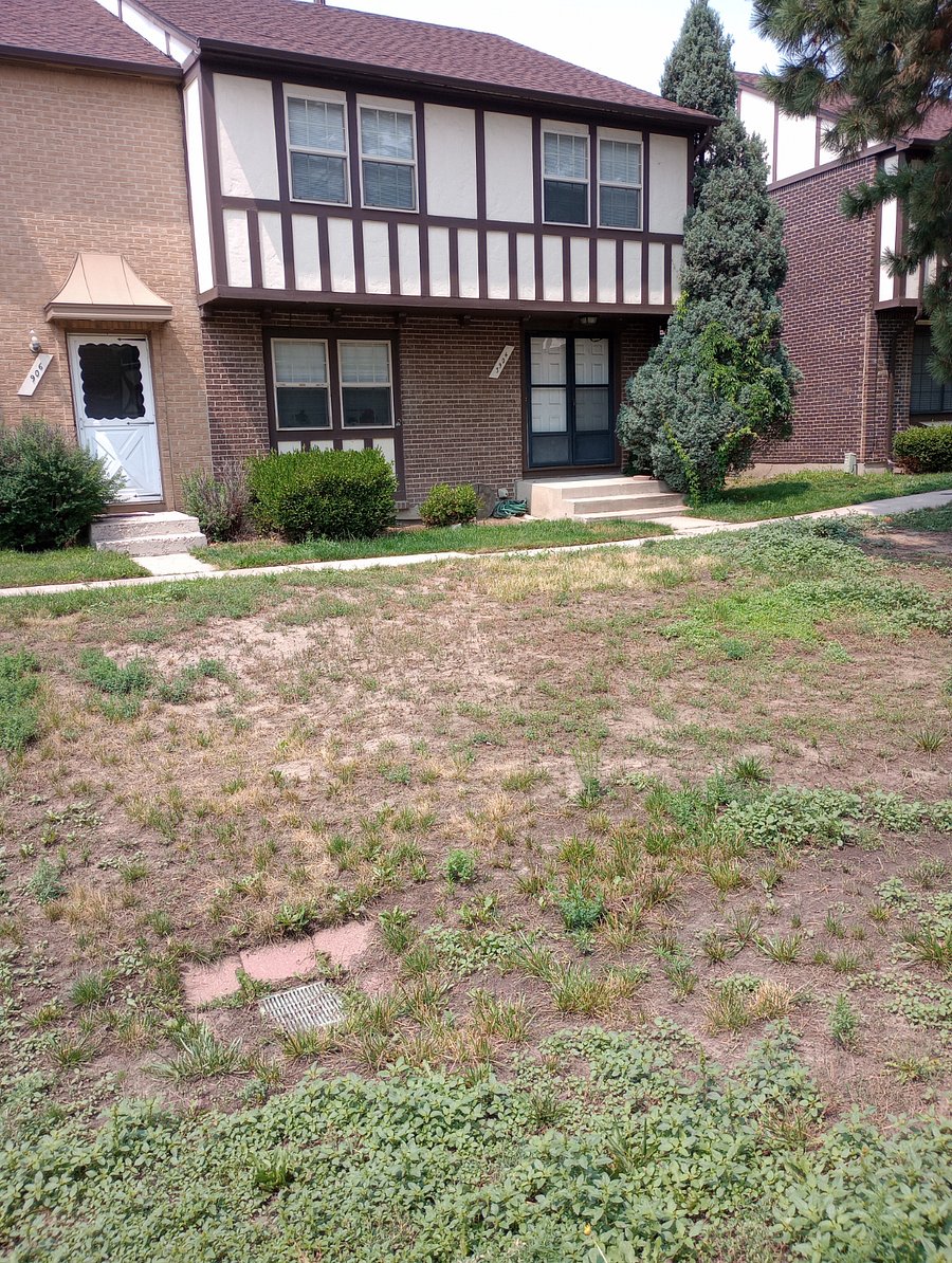 Front of Townhouse 