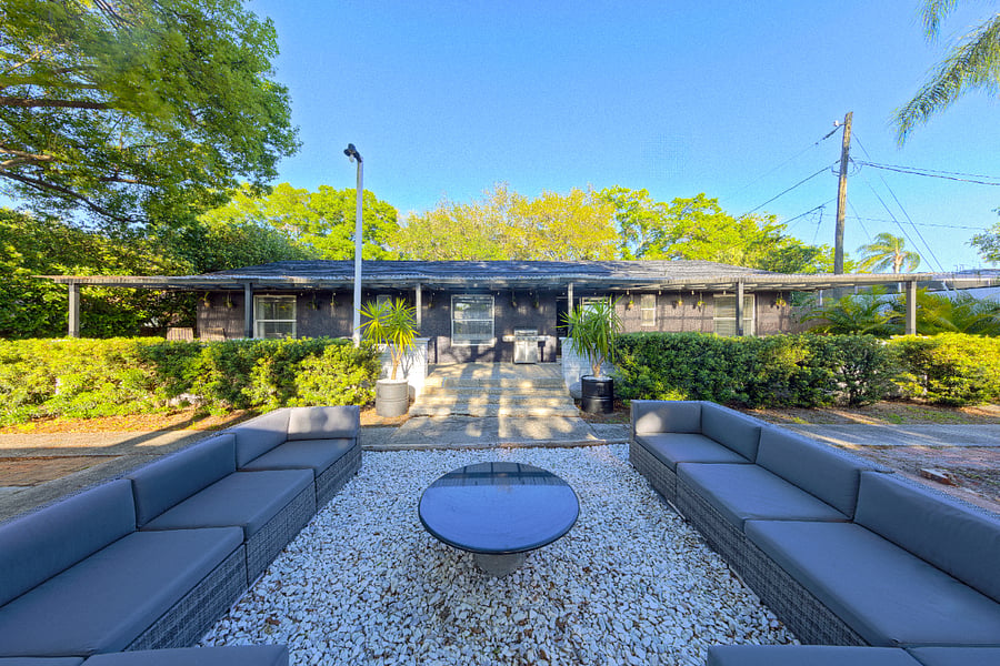 Furnished Finder property 682101_1 photo 24