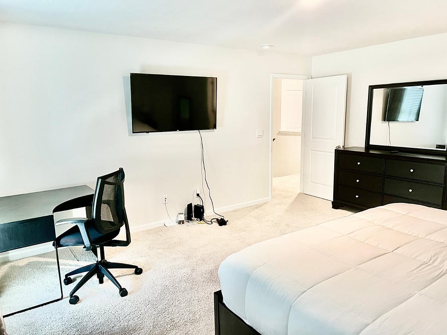 Furnished Finder property 682106_1 photo 30