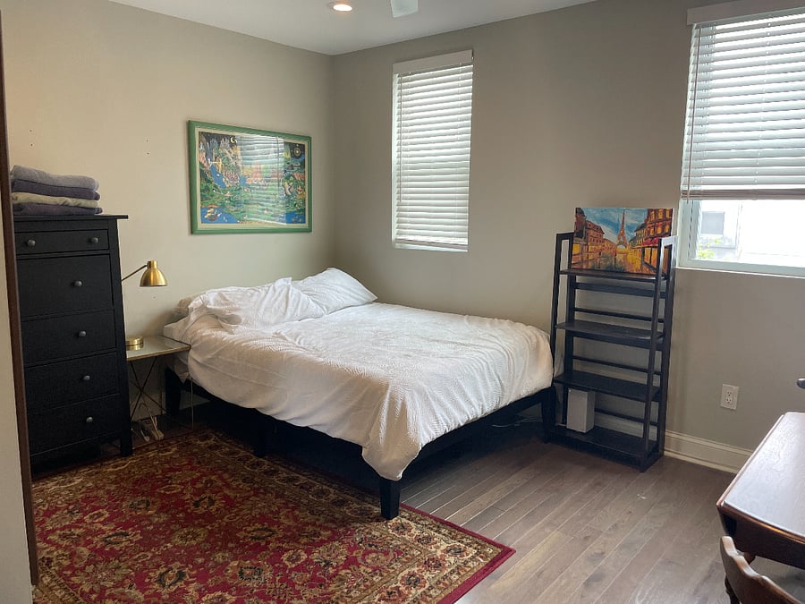 2nd bedroom