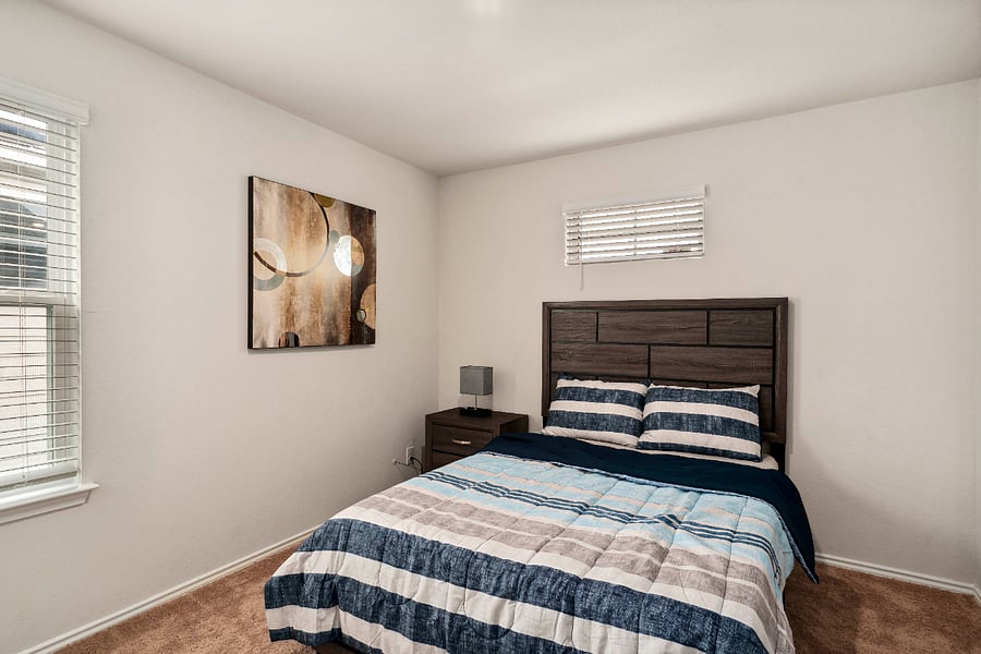 Furnished Finder property 682200_1 photo 6