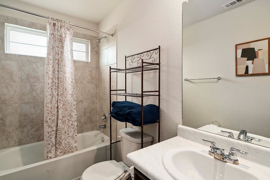 Furnished Finder property 682200_1 photo 10