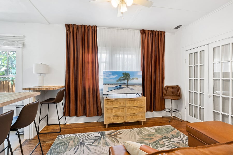 Furnished Finder property 682210_2 photo 11