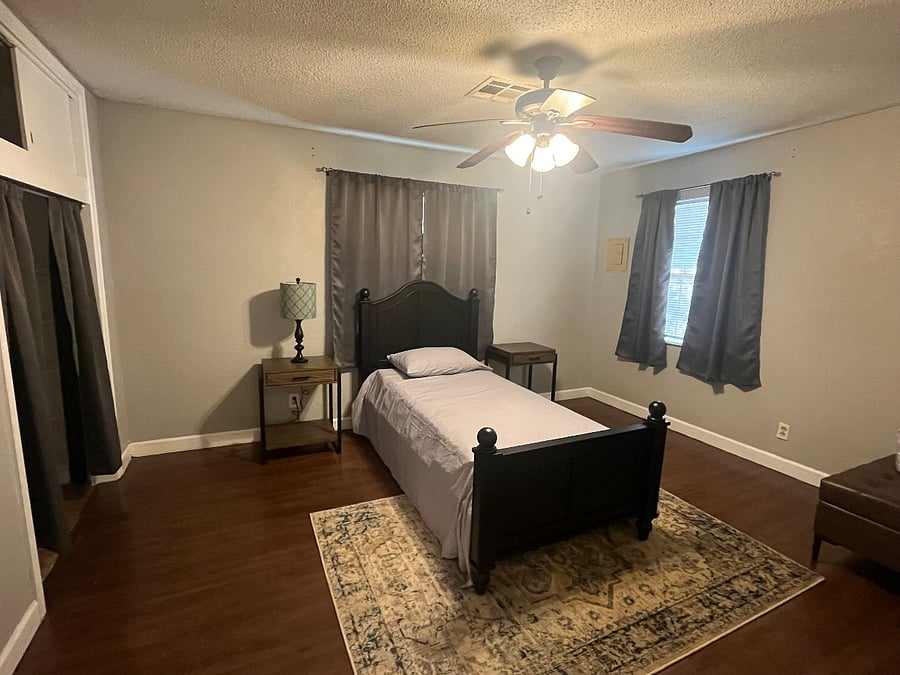Furnished Finder property 682269_1 photo 6