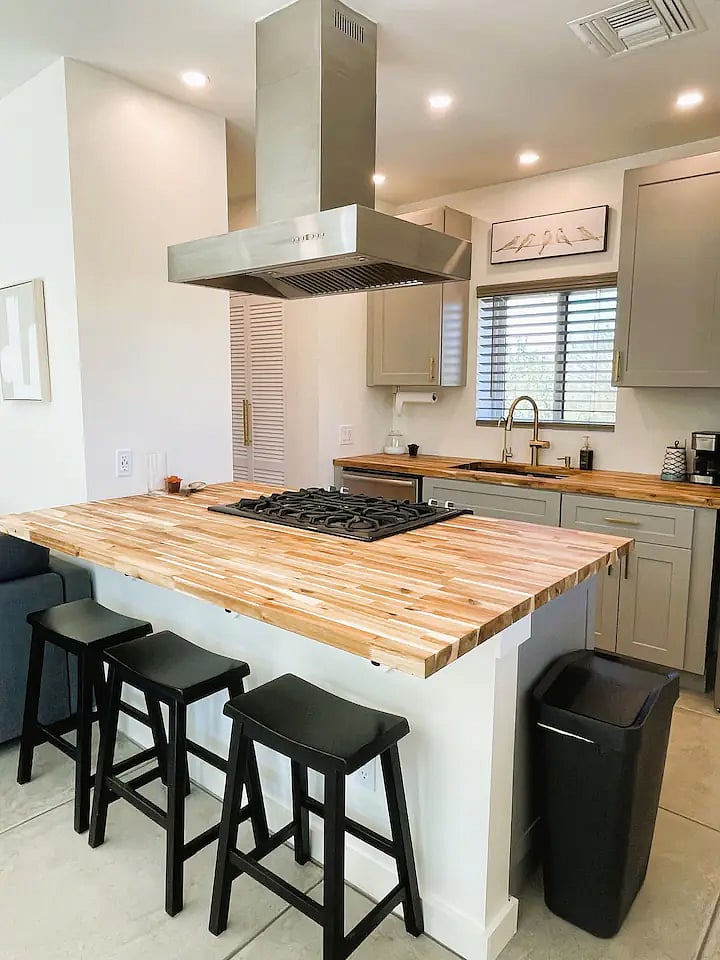 Kitchen with 30" stove/oven & island with seating for 3