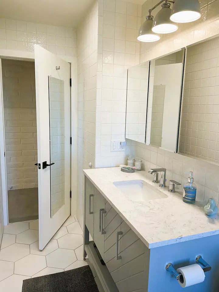 Bathroom wall is the only shared wall between the front and back rental units. bath has exhaust fan  & new window.
