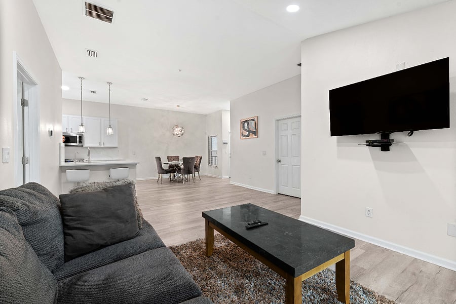 Furnished Finder property 682289_1 photo 3