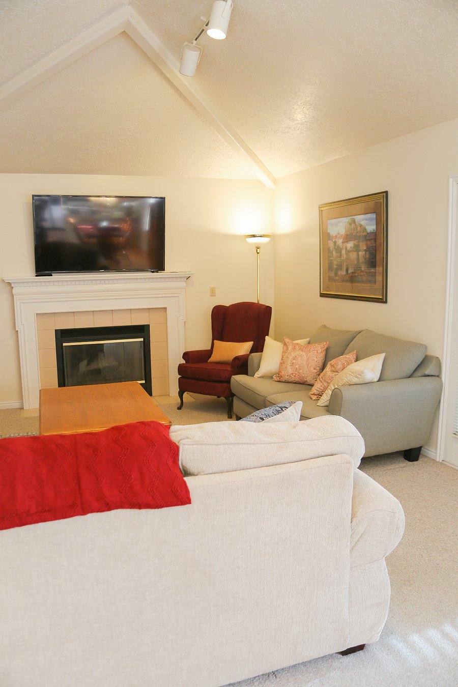 Furnished Finder property 682320_1 photo 22