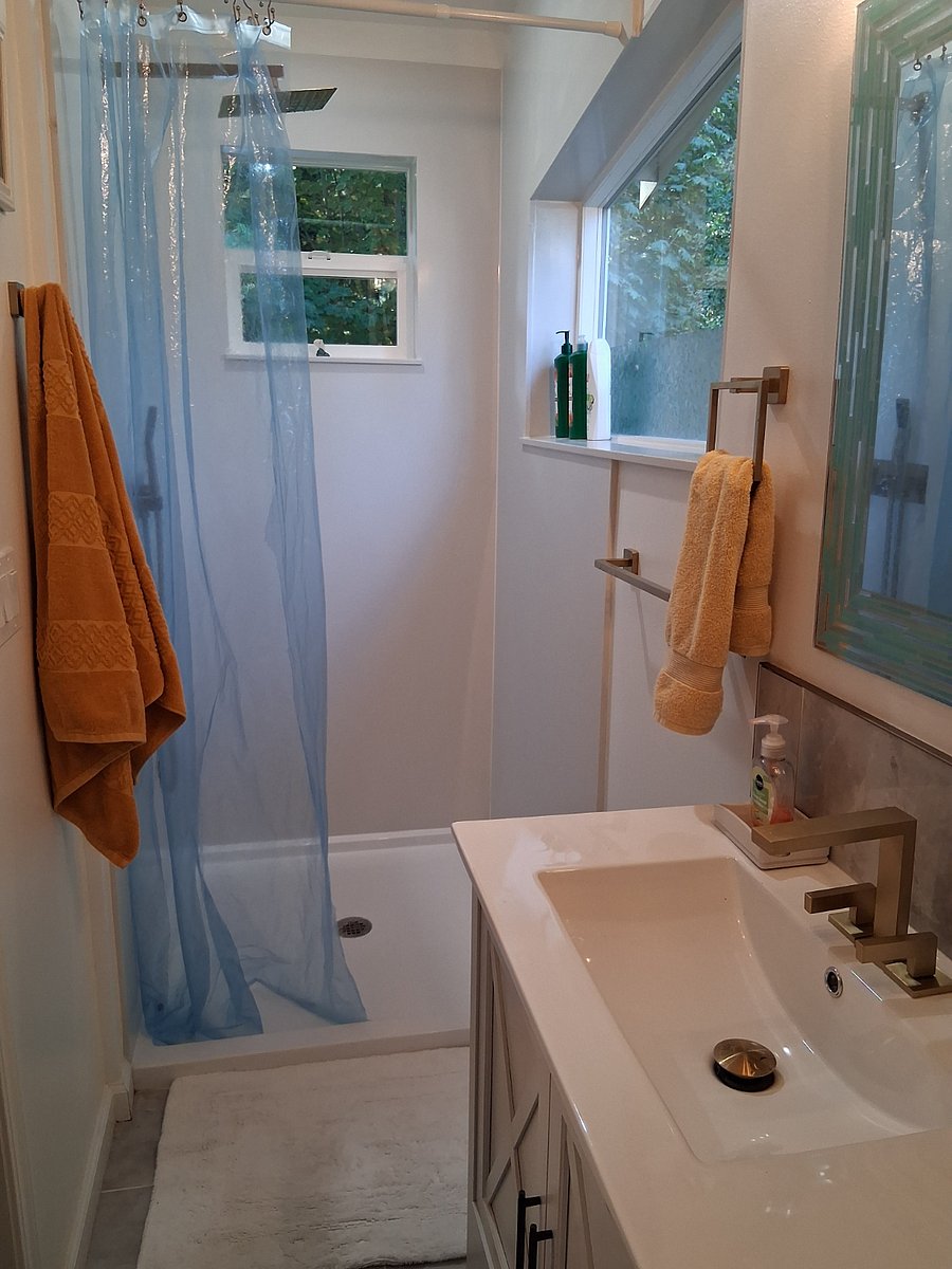 Shower while enjoying nature thru the windows