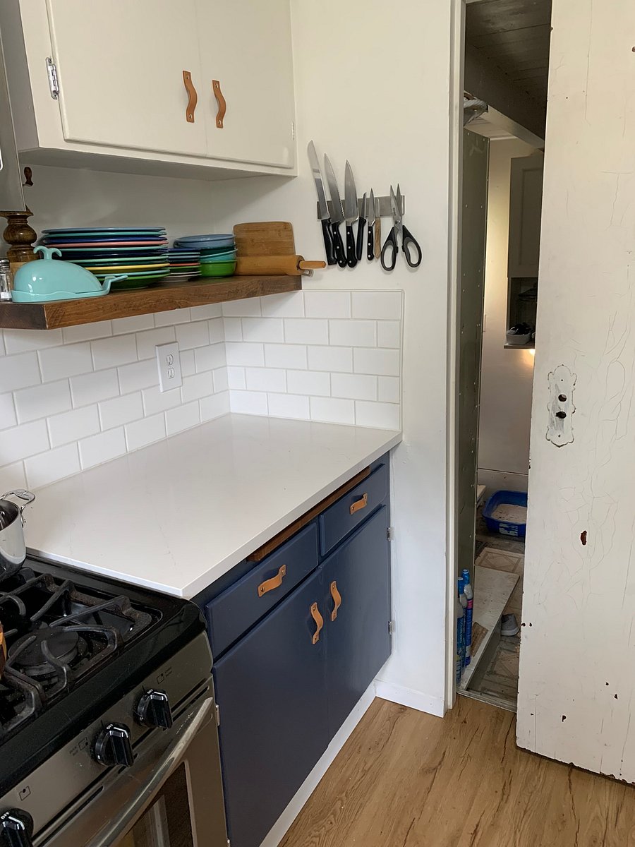 Kitchen going into laundry room