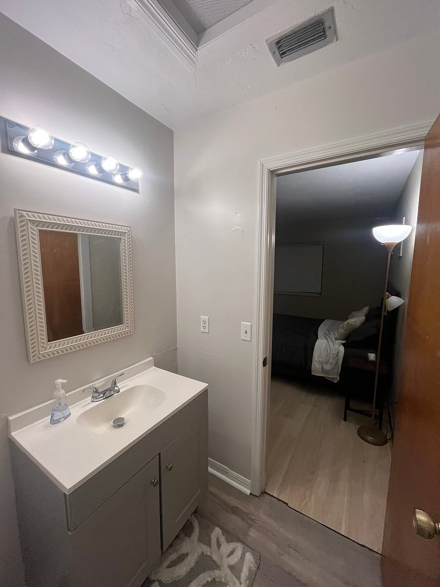 Furnished Finder property 682402_1 photo 7