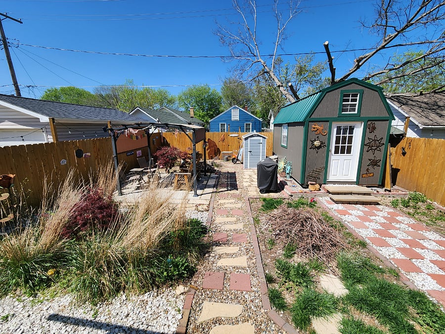 Private back yard with pergola 