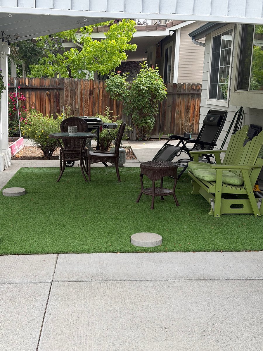 Patio/ with grill