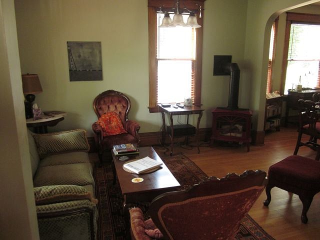 Furnished Finder property 682419_1 photo 3