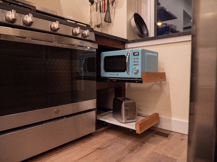 Kitchen. Microwave & Toaster pull-out shelves