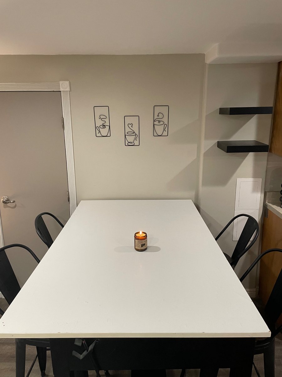Main area- Dining table/work space
