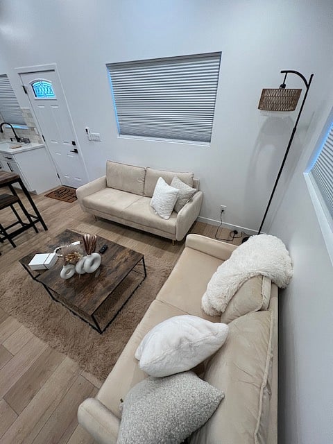 Furnished Finder property 682700_1 photo 4