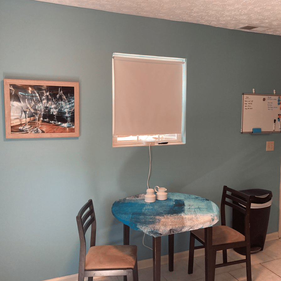 Eat in kitchen