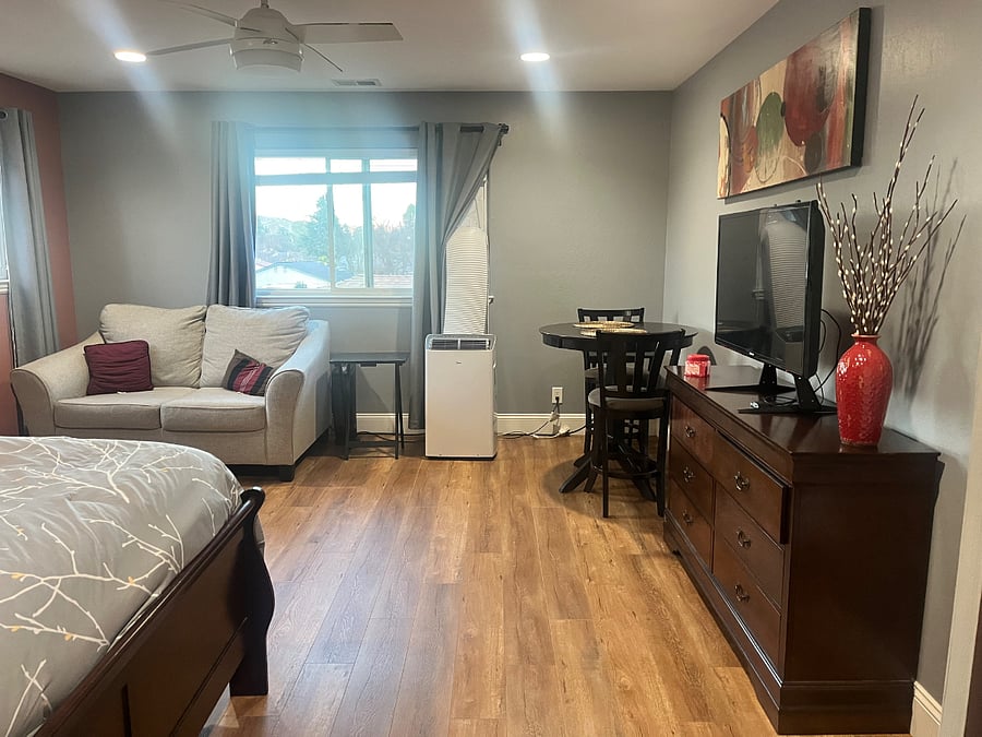 Furnished Finder property 682826_1 photo 3