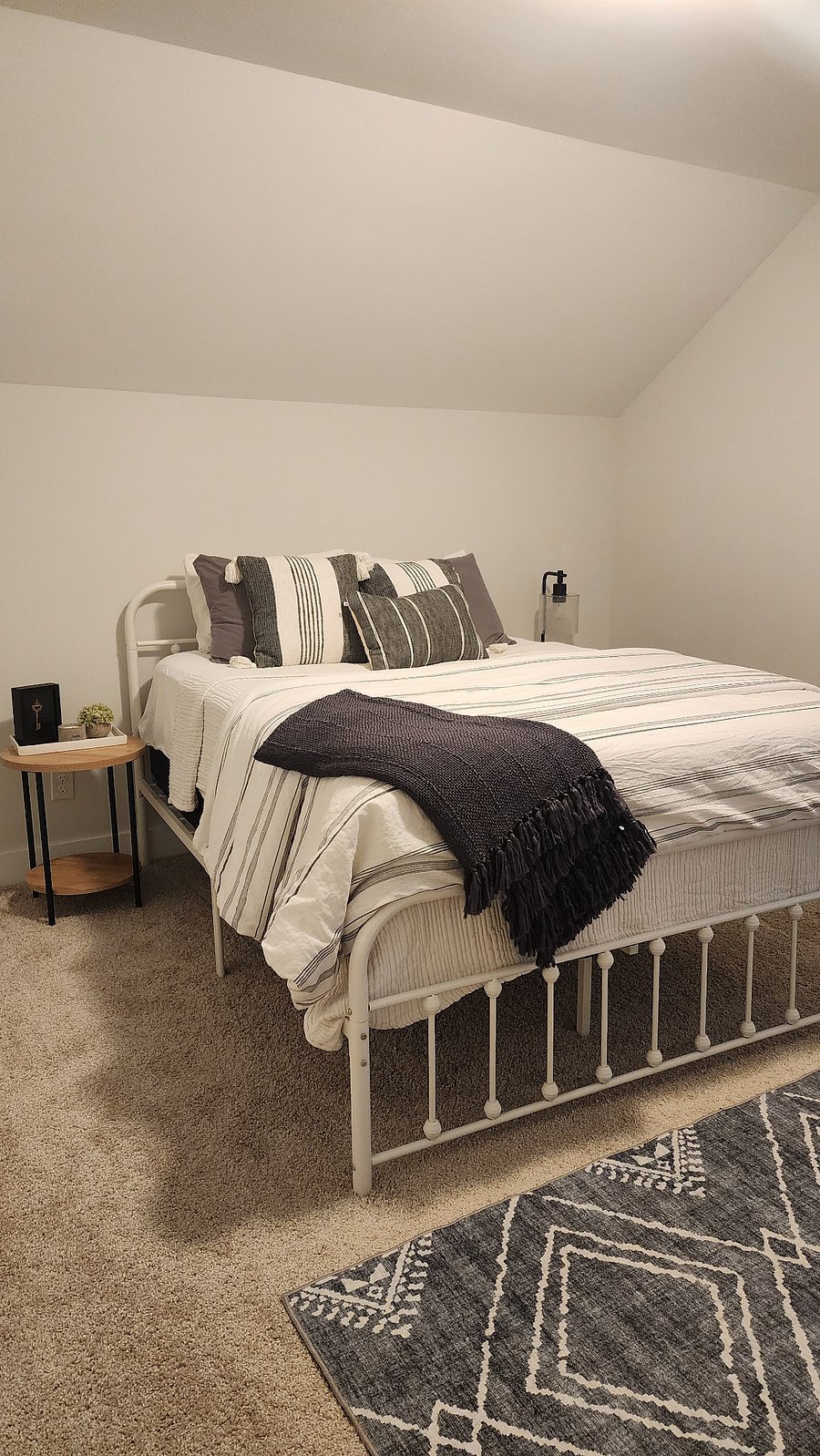 Furnished Finder property 682850_1 photo 4