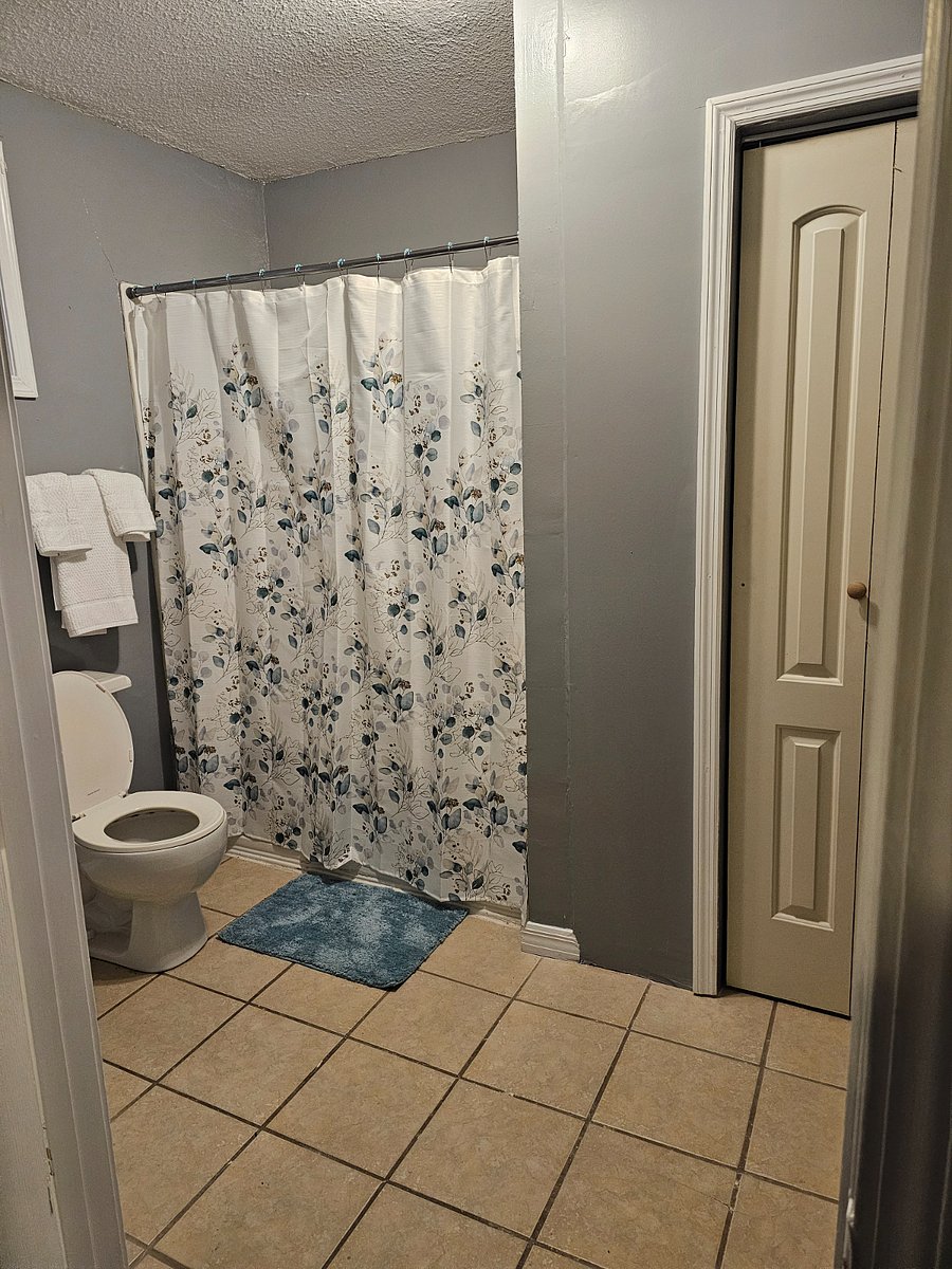Furnished Finder property 682889_1 photo 1