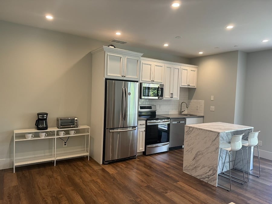 Furnished Finder property 682904_1 photo 3