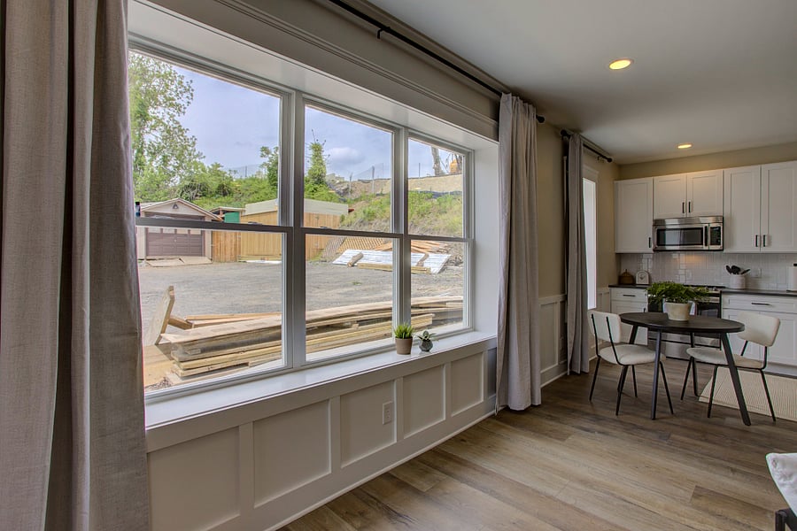 Loads of natural light, with blackout curtains for when you don't want it :)