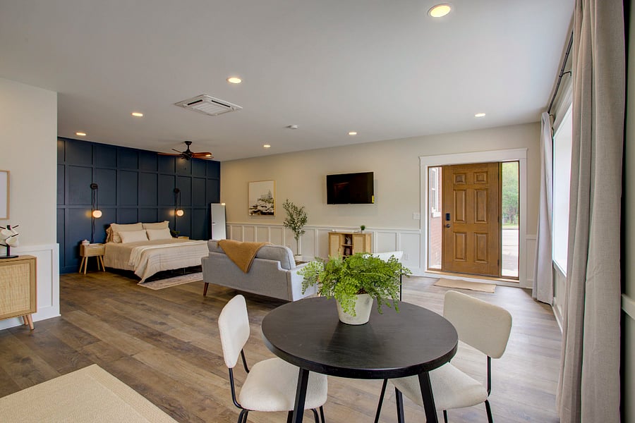 Your peaceful getaway, in a quiet part of the city.