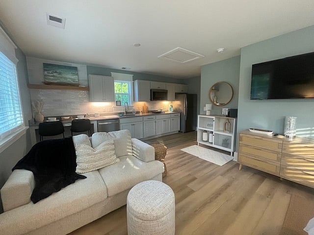 Furnished Finder property 683340_1 photo 4
