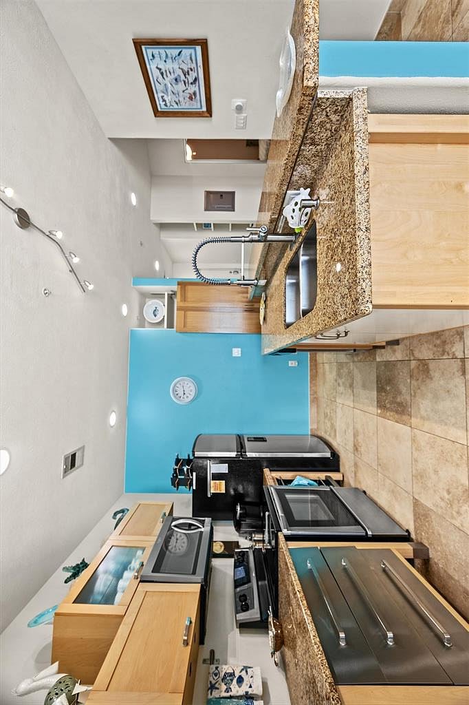 Furnished Finder property 683378_1 photo 7