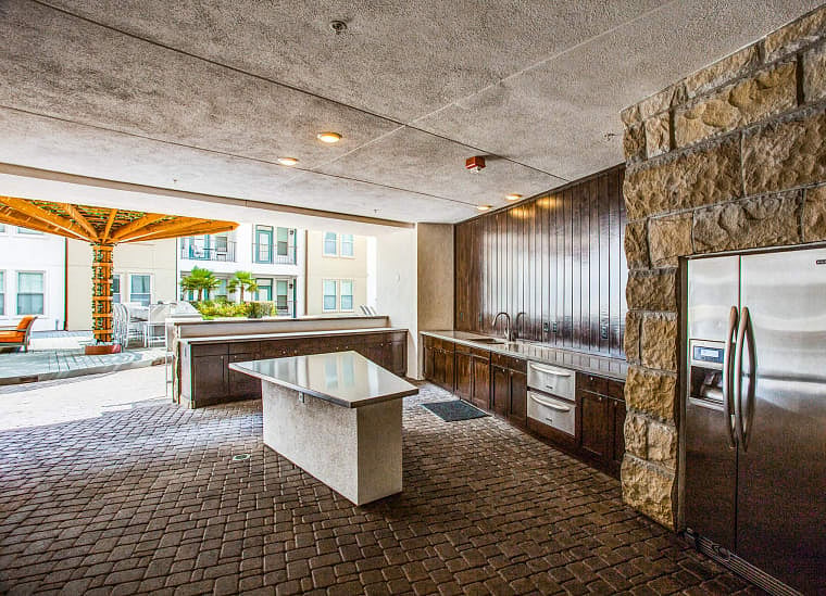 Furnished Finder property 683618_1 photo 43