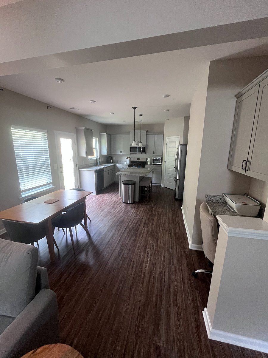 Furnished Finder property 683640_1 photo 3