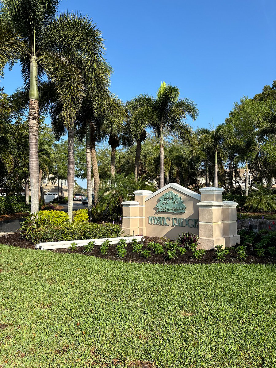 Quiet community with a ton of amenities