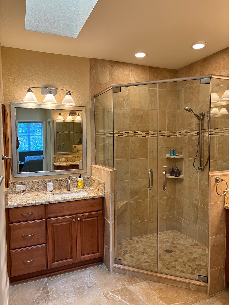 Master bath with 2 vanities