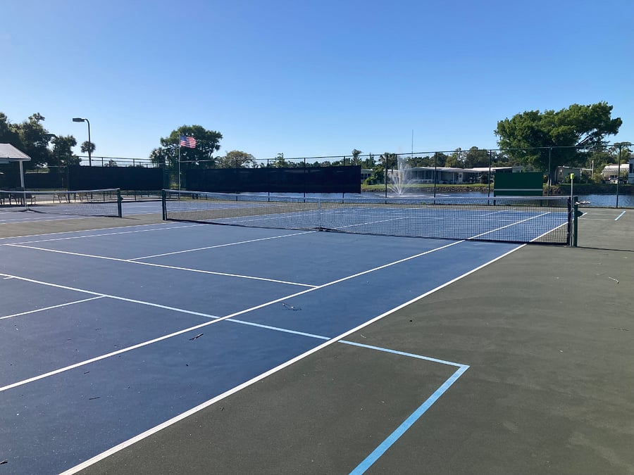 Lakeside Tennis Courts